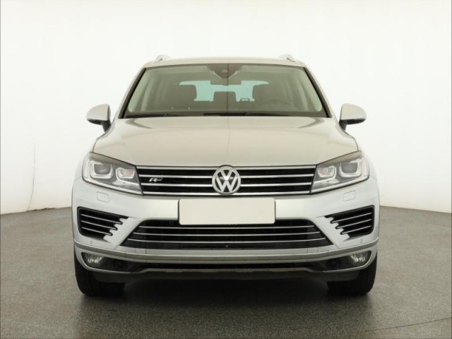 Volkswagen Touareg  3.0 TDI R-Line
