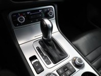 Volkswagen Touareg  3.0 TDI R-Line