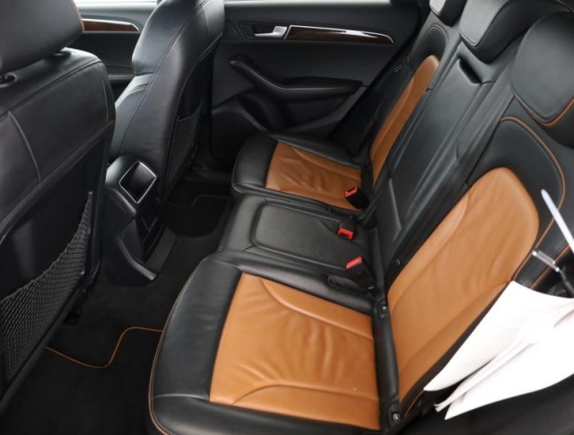 Audi Q5  2.0 TDI 