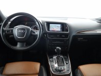 Audi Q5  2.0 TDI 