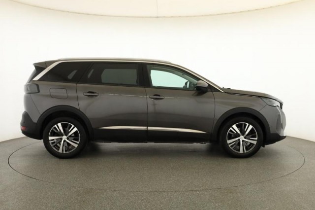 Peugeot 5008  1.5 BlueHDi 