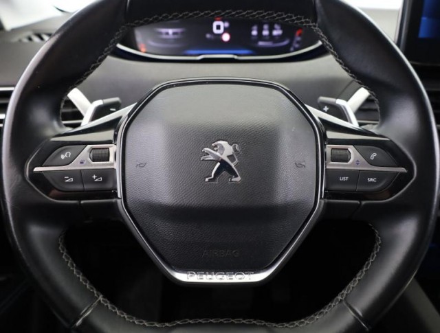 Peugeot 5008  1.5 BlueHDi 