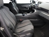 Peugeot 5008  1.5 BlueHDi 
