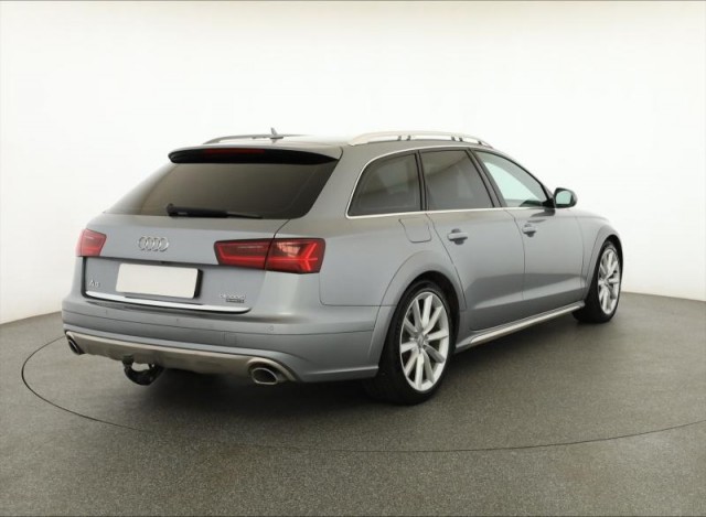 Audi A6 Allroad  3.0 TDI 