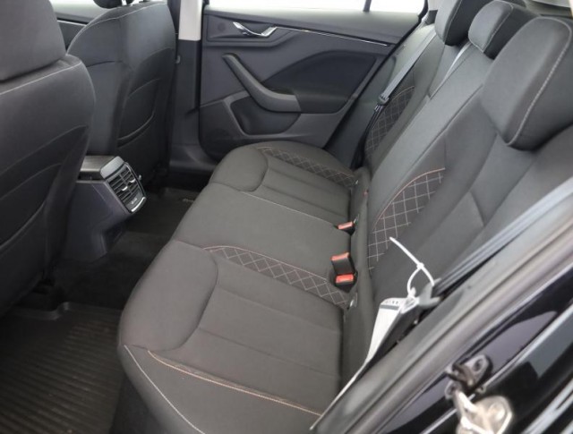 Škoda Kamiq  1.0 TSI Ambition Plus
