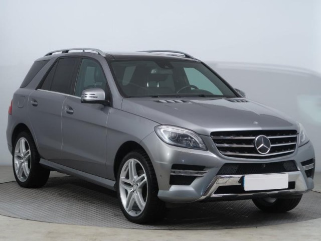Mercedes-Benz ML  ML 350 BlueTEC AMG line
