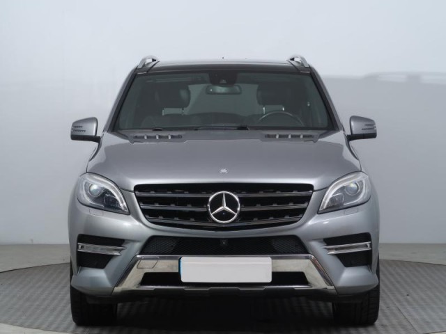 Mercedes-Benz ML  ML 350 BlueTEC AMG line