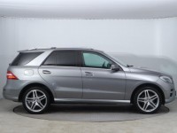 Mercedes-Benz ML  ML 350 BlueTEC AMG line