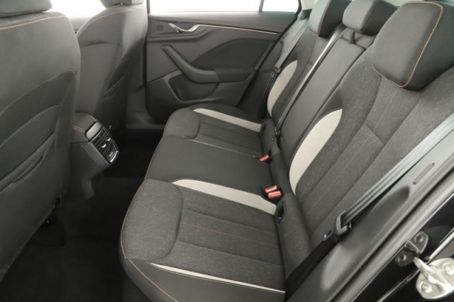 Škoda Kamiq  1.0 TSI Top Selection