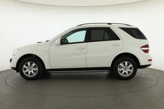 Mercedes-Benz ML  ML 300 CDI 