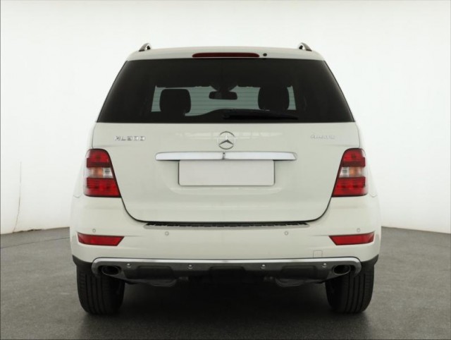 Mercedes-Benz ML  ML 300 CDI 