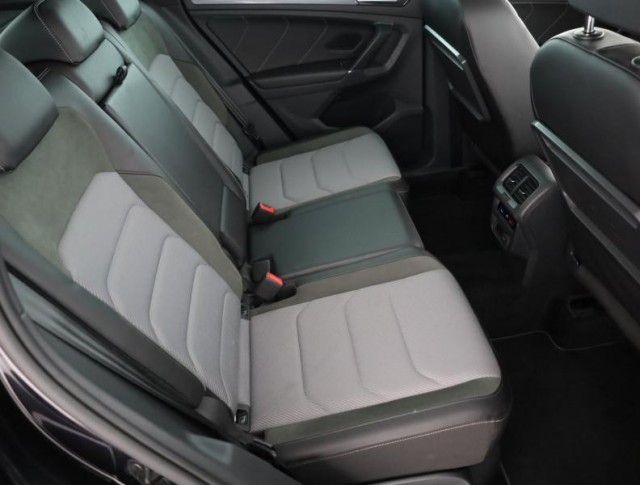 Volkswagen Tiguan  2.0 TDI R-Line
