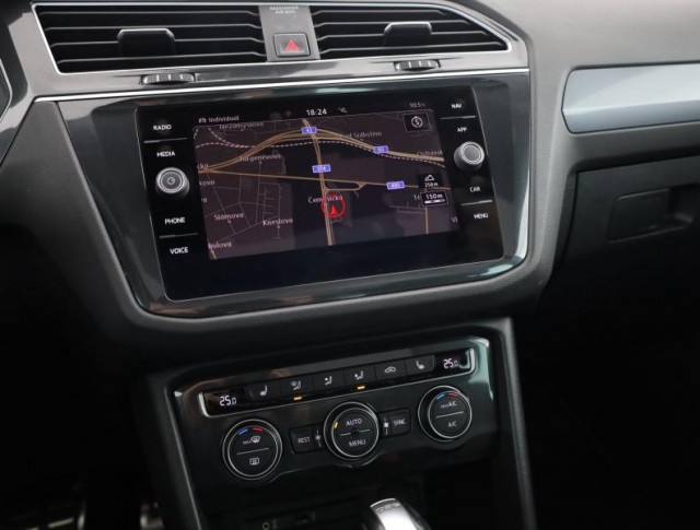 Volkswagen Tiguan  2.0 TDI R-Line
