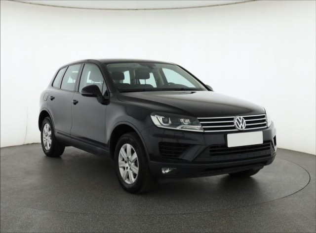 Volkswagen Touareg  3.0 TDI 