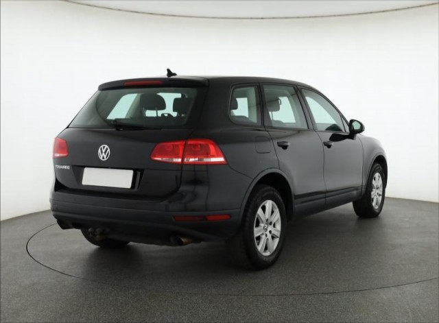 Volkswagen Touareg  3.0 TDI 