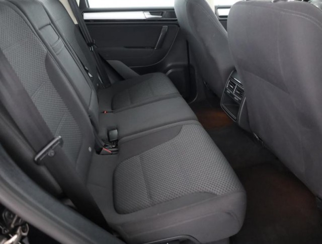Volkswagen Touareg  3.0 TDI 
