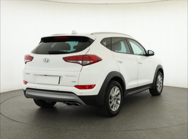 Hyundai Tucson  1.6 T-GDI Trikolor