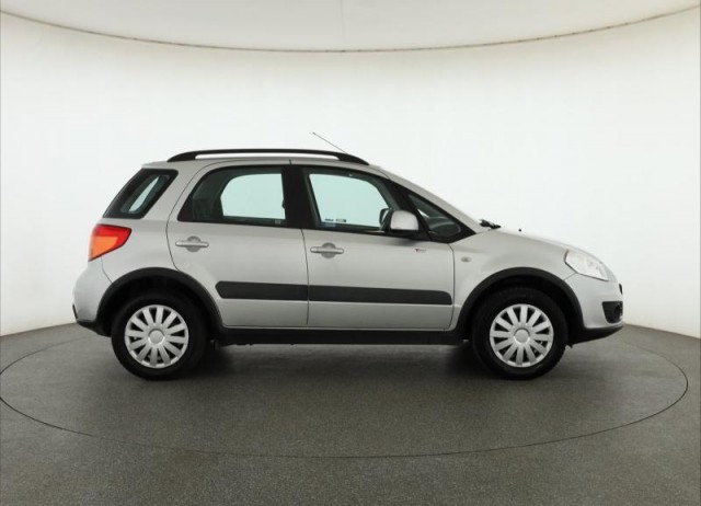 Suzuki SX4  1.6 VVT 