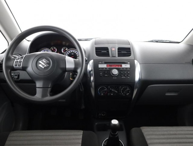 Suzuki SX4  1.6 VVT 