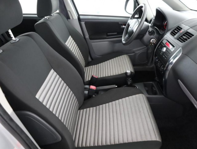 Suzuki SX4  1.6 VVT 