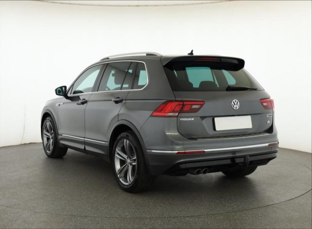 Volkswagen Tiguan  2.0 TDI R-Line