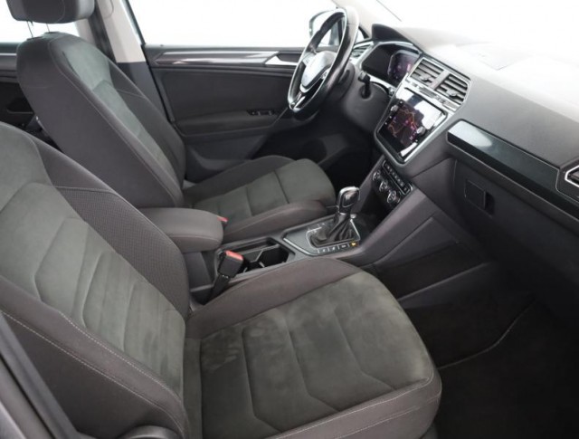 Volkswagen Tiguan  2.0 TDI R-Line