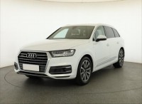 Audi Q7  3.0 TDI 