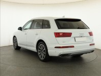 Audi Q7  3.0 TDI 