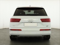 Audi Q7  3.0 TDI 