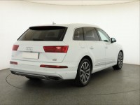 Audi Q7  3.0 TDI 