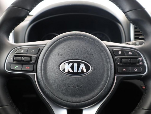 Kia Sportage  1.7 CRDi 