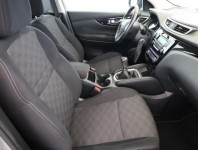 Nissan Qashqai  1.6 DIG-T 