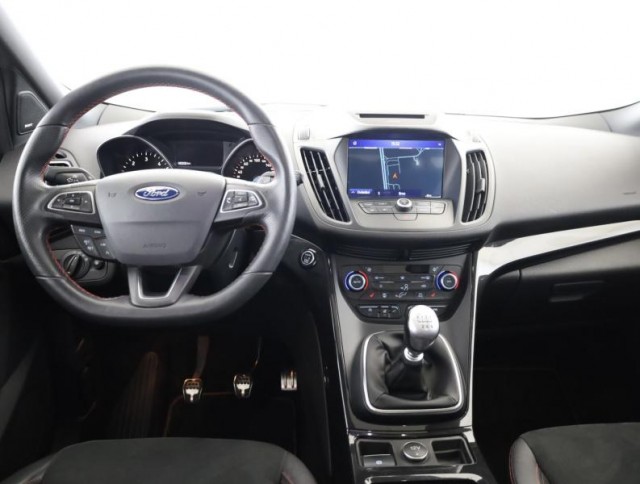 Ford Kuga  2.0 TDCi ST-Line