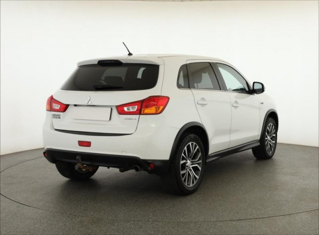 Mitsubishi ASX  1.6 MIVEC 