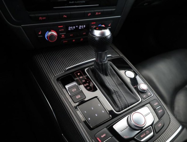 Audi A6 Allroad  3.0 TDI 