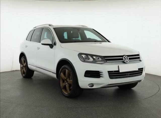 Volkswagen Touareg  3.0 TDI 