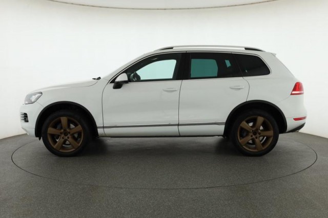 Volkswagen Touareg  3.0 TDI 