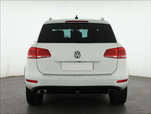 Volkswagen Touareg  3.0 TDI 