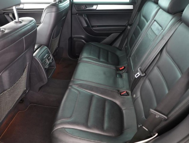 Volkswagen Touareg  3.0 TDI 