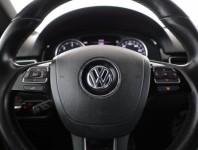 Volkswagen Touareg  3.0 TDI 