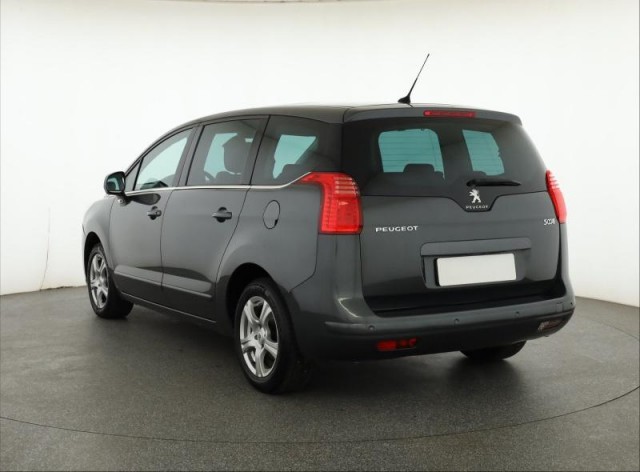 Peugeot 5008  2.0 HDI 