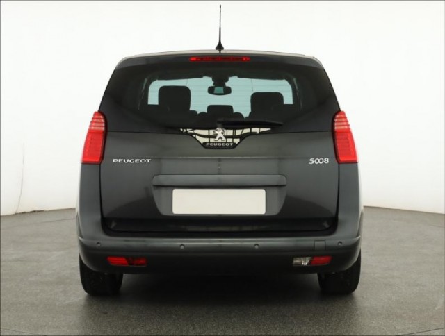 Peugeot 5008  2.0 HDI 