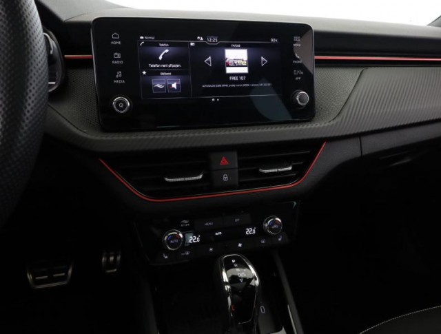Škoda Kamiq  1.0 TSI Monte Carlo