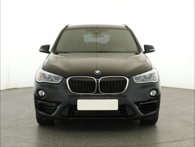 BMW X1  sDrive18i 
