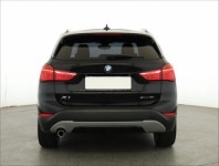 BMW X1  sDrive18i 