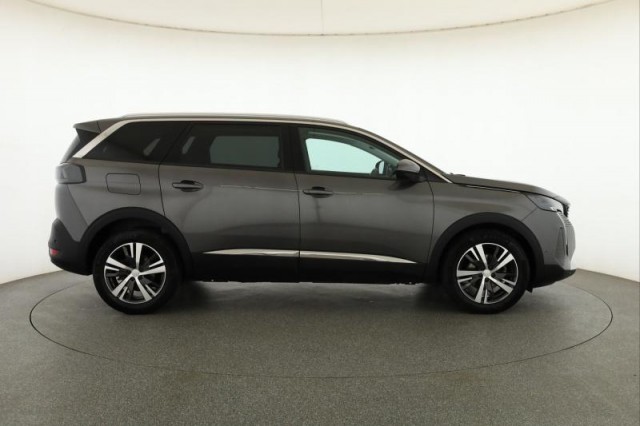 Peugeot 5008  PureTech 130 Allure