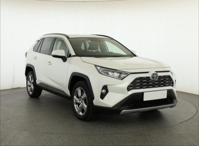 Toyota RAV 4  2.0 Valvematic 