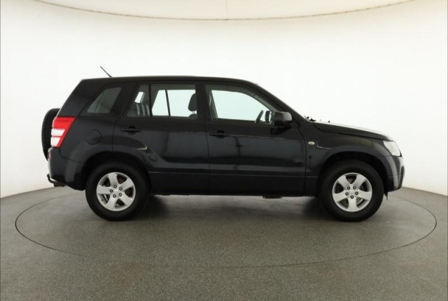 Suzuki Grand Vitara  2.0 
