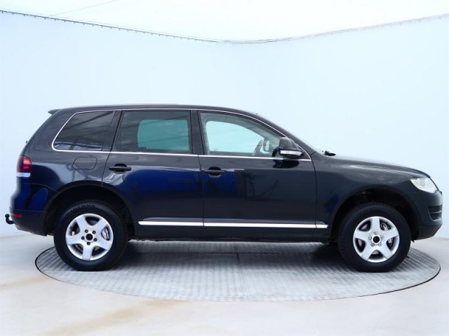 Volkswagen Touareg  3.0 TDI 