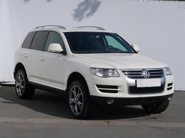 Volkswagen Touareg  3.0 TDI 